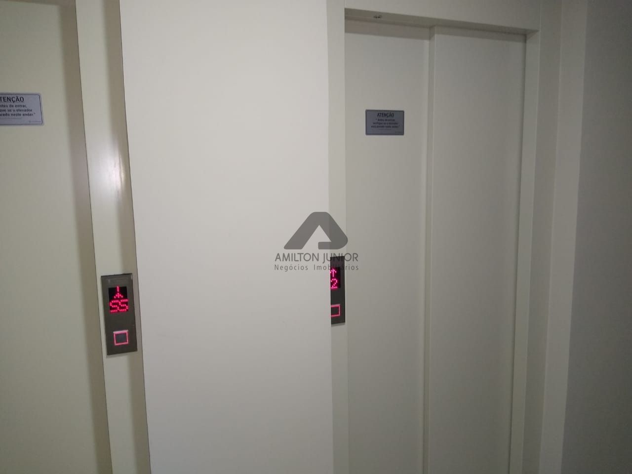 Apartamento à venda com 2 quartos, 90m² - Foto 14