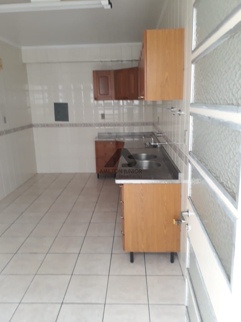 Apartamento à venda com 2 quartos, 99m² - Foto 4