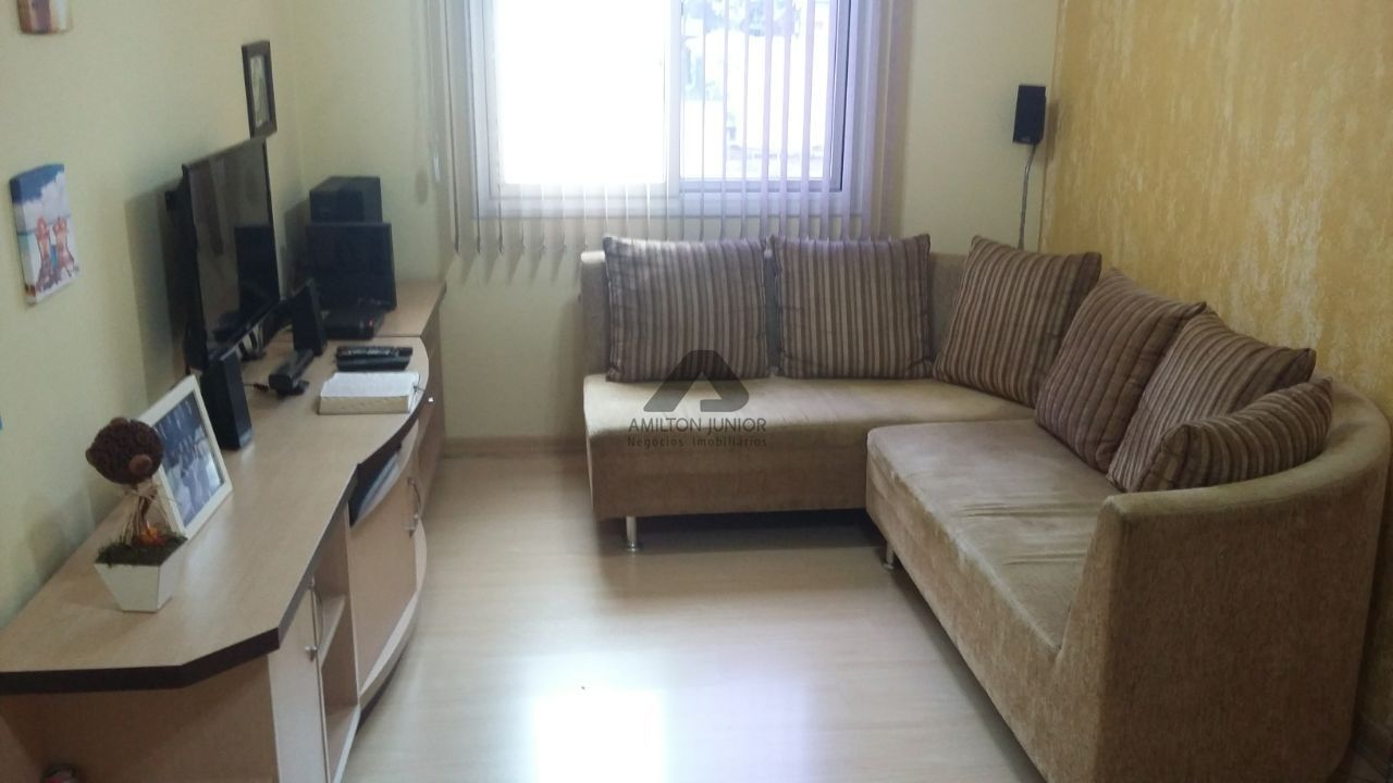 Apartamento à venda com 2 quartos, 56m² - Foto 3