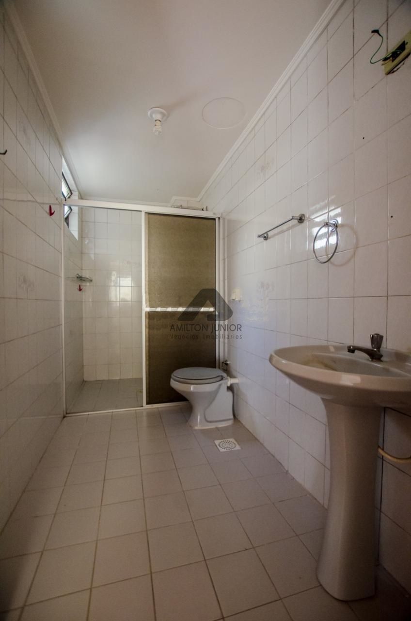 Apartamento à venda com 2 quartos, 80m² - Foto 8