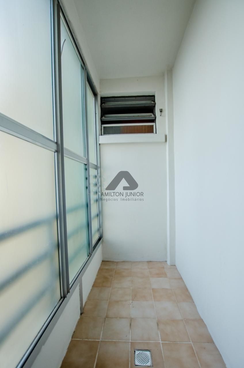 Apartamento à venda com 2 quartos, 80m² - Foto 9