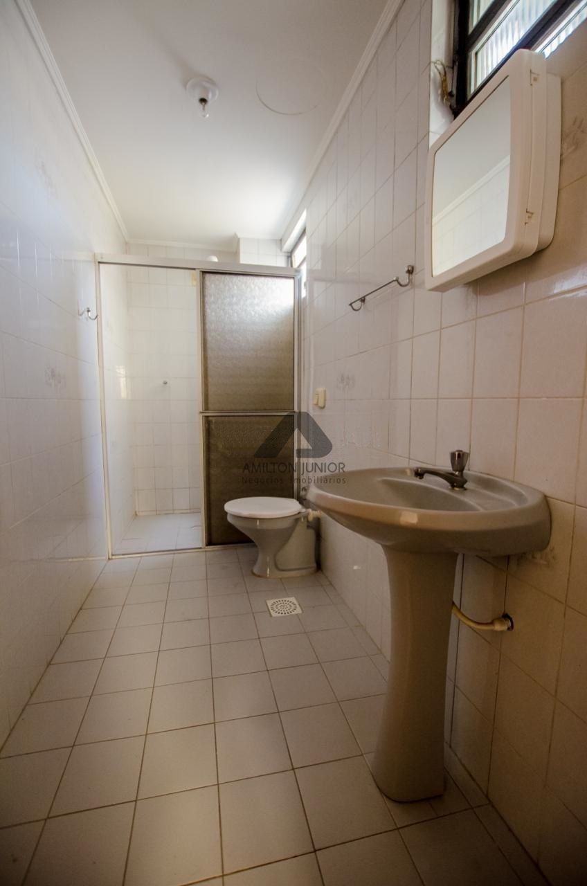 Apartamento à venda com 2 quartos, 80m² - Foto 7