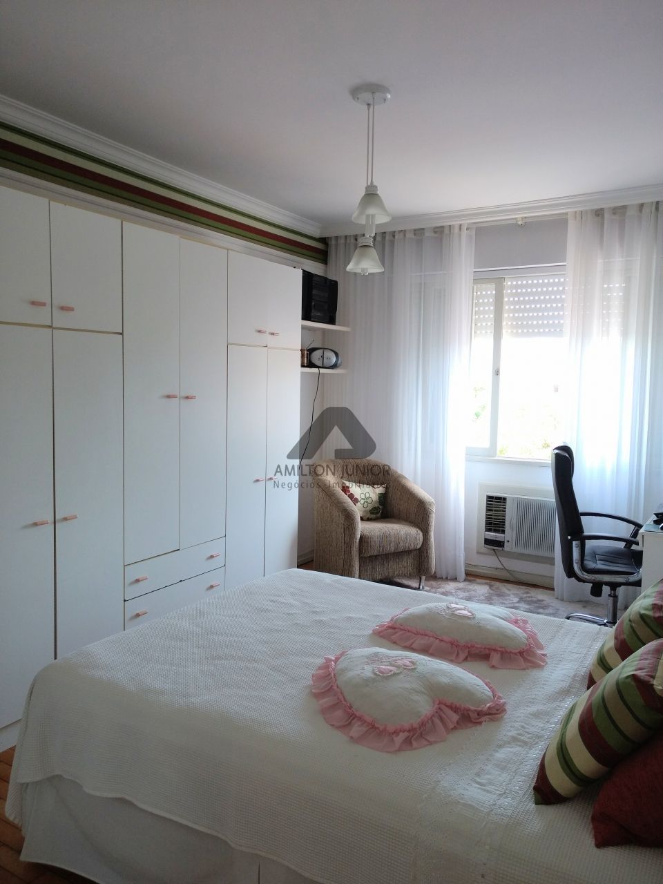 Apartamento à venda com 3 quartos, 166m² - Foto 6