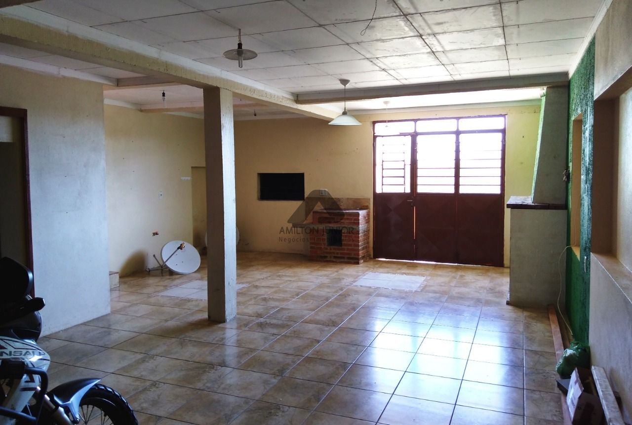 Casa à venda com 4 quartos, 220m² - Foto 8