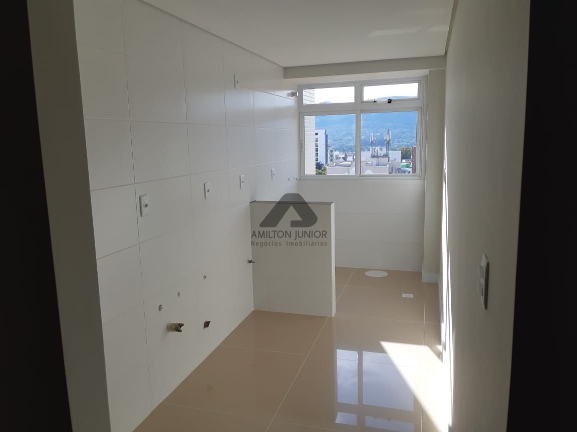 Apartamento à venda com 2 quartos, 80m² - Foto 5