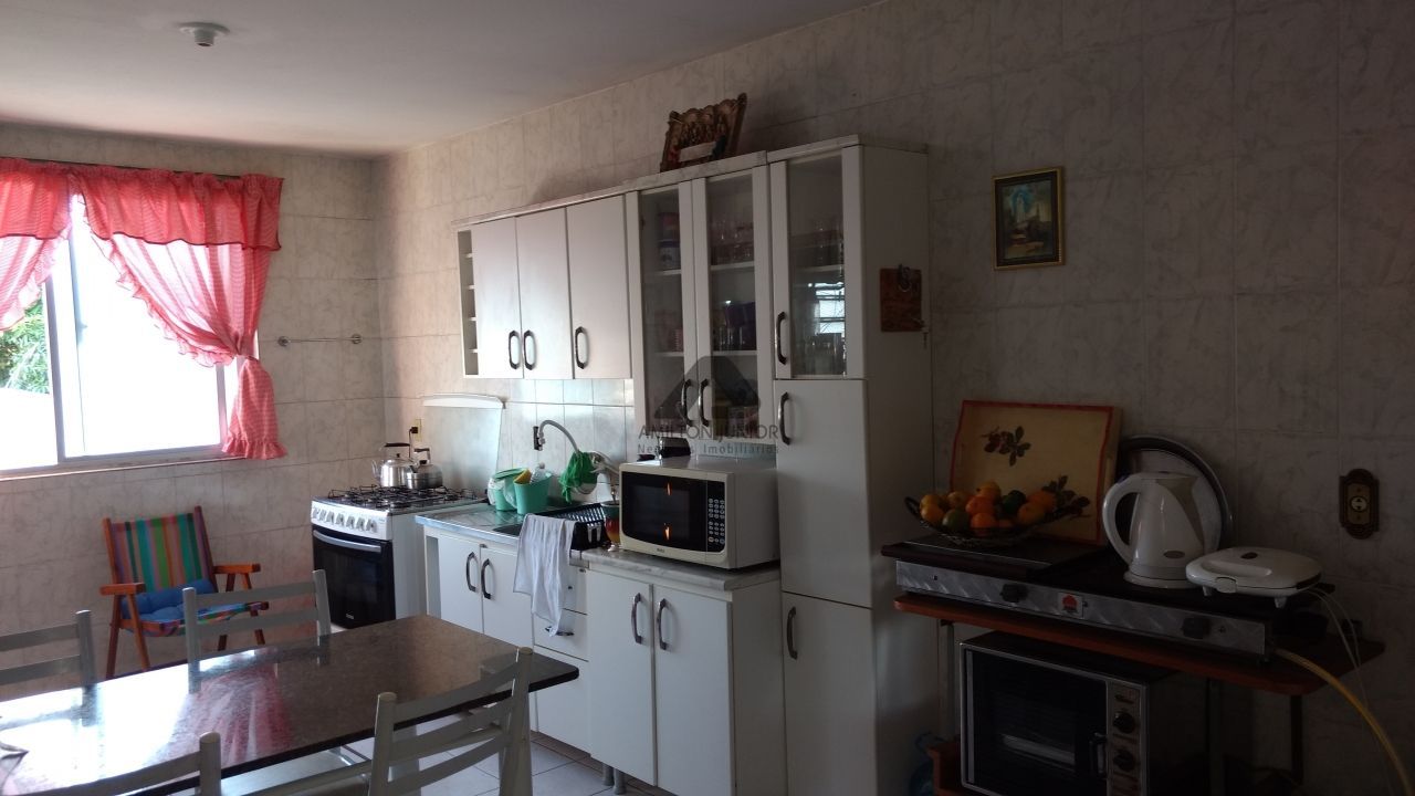 Apartamento à venda com 3 quartos, 140m² - Foto 8