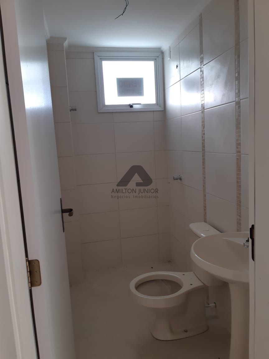 Apartamento à venda com 2 quartos, 65m² - Foto 3