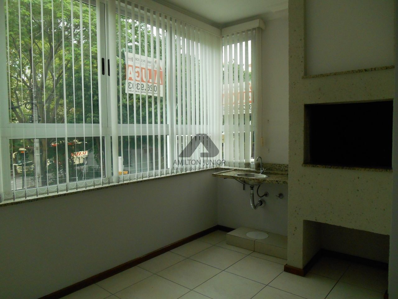 Apartamento para alugar com 2 quartos, 83m² - Foto 6