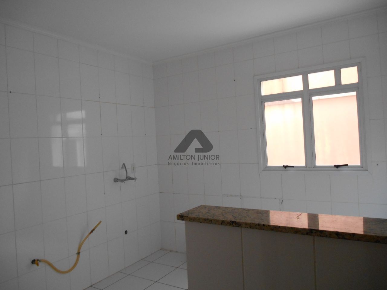 Apartamento para alugar com 2 quartos, 83m² - Foto 3