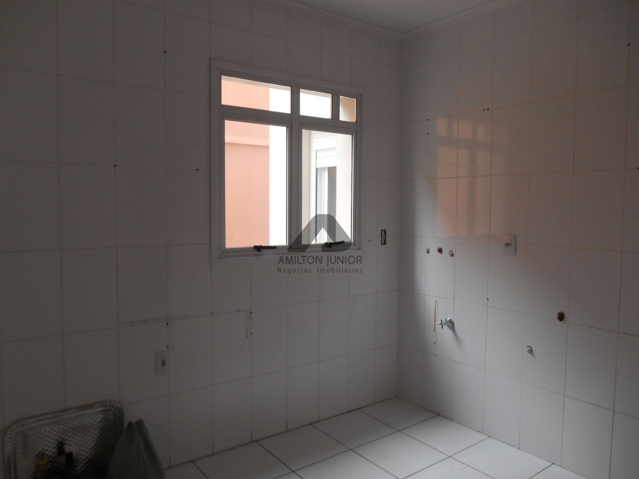 Apartamento para alugar com 2 quartos, 83m² - Foto 4