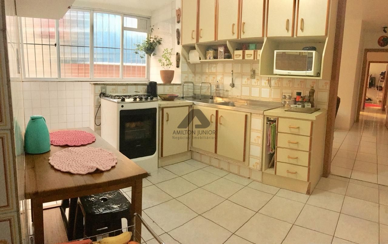 Apartamento à venda com 3 quartos, 110m² - Foto 19