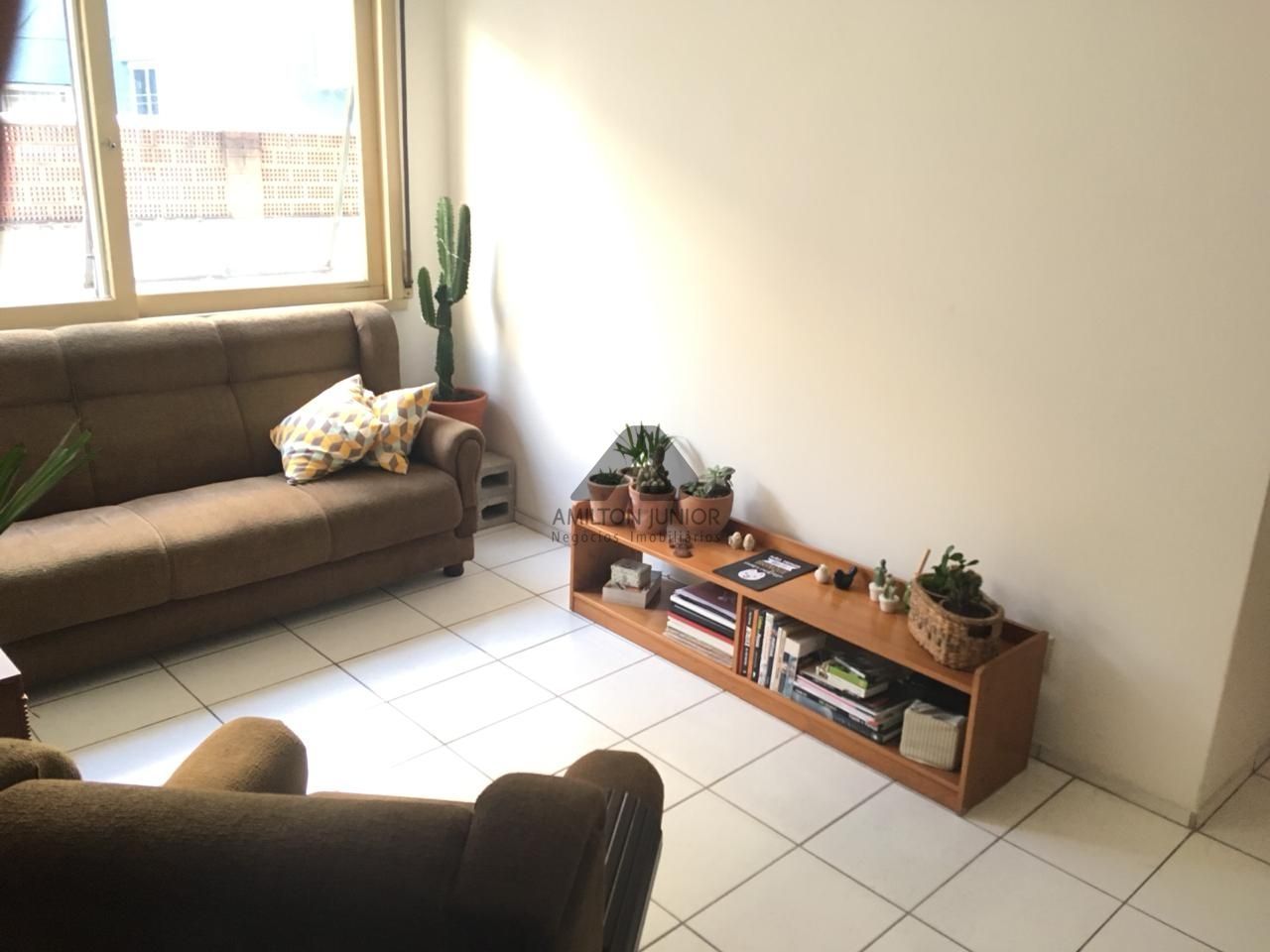 Apartamento à venda com 3 quartos, 110m² - Foto 14