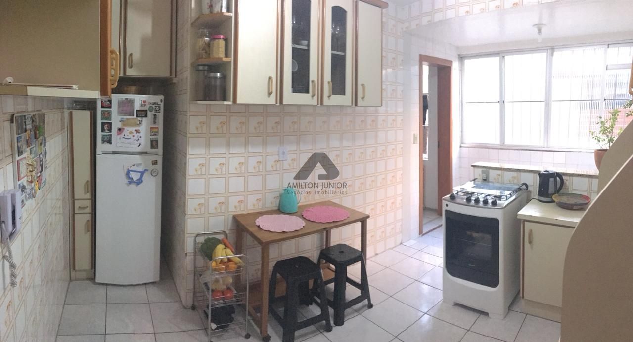 Apartamento à venda com 3 quartos, 110m² - Foto 17