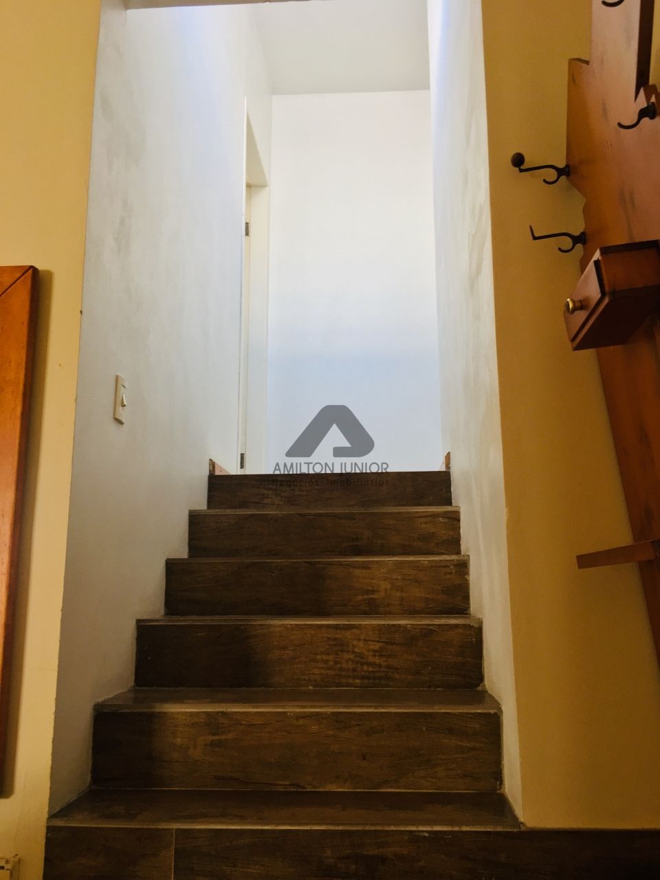 Casa à venda com 4 quartos, 250m² - Foto 17