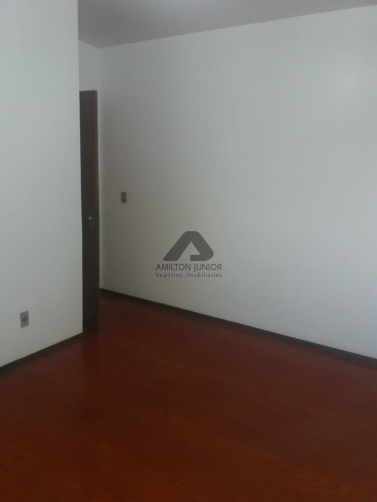 Apartamento à venda com 2 quartos, 81m² - Foto 7