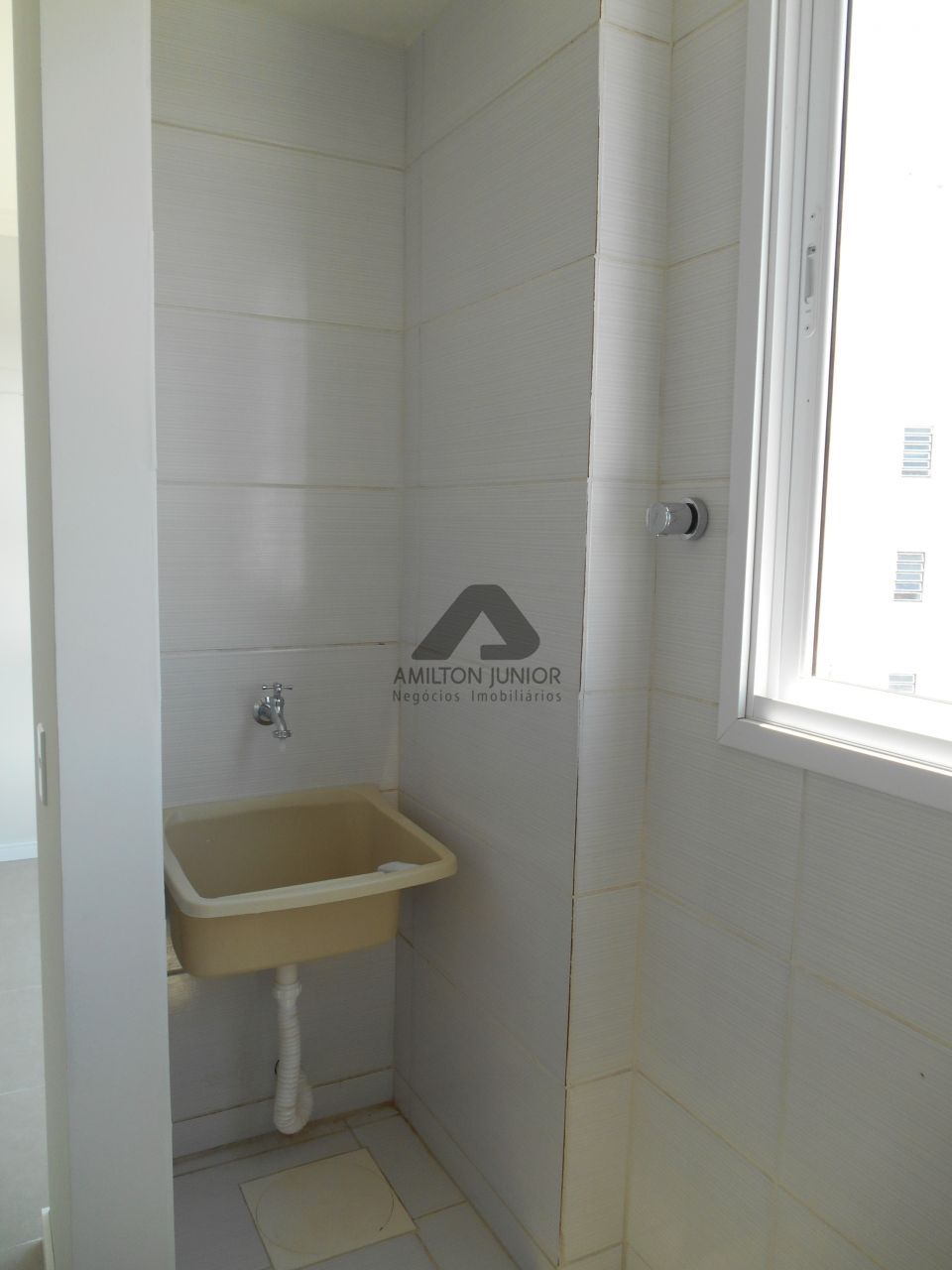 Apartamento à venda com 1 quarto, 45m² - Foto 6