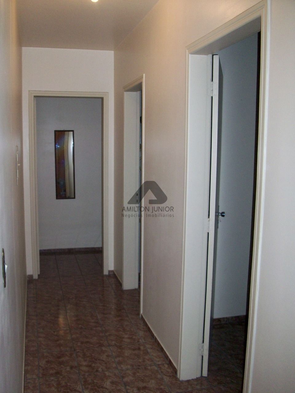 Apartamento à venda com 3 quartos, 110m² - Foto 8