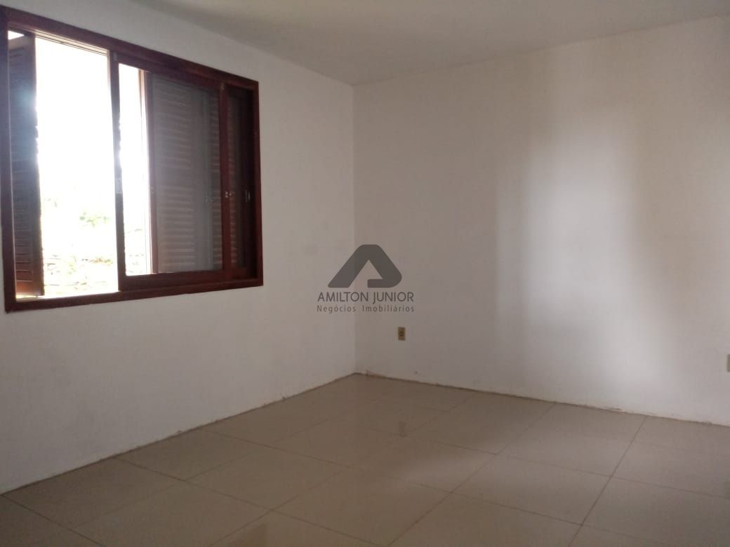 Casa à venda com 4 quartos, 250m² - Foto 5