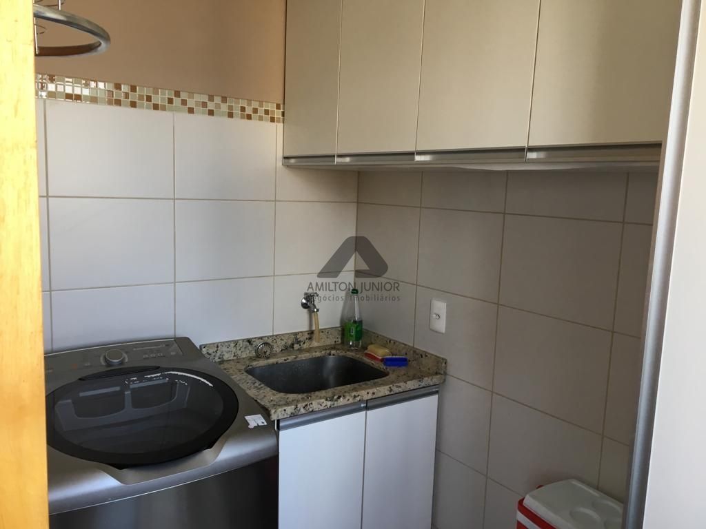 Apartamento à venda com 2 quartos, 65m² - Foto 5