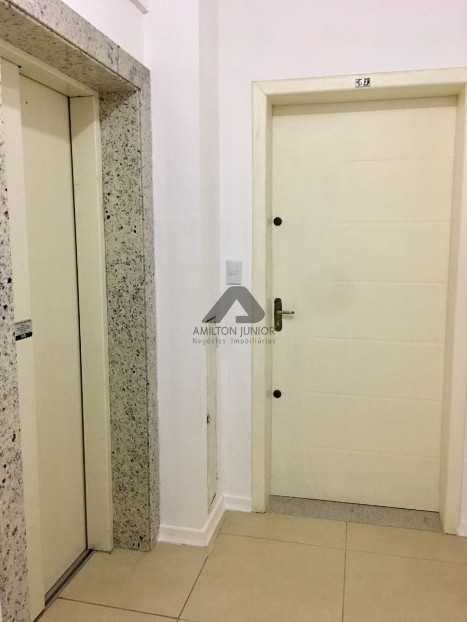 Cobertura à venda com 4 quartos, 220m² - Foto 9