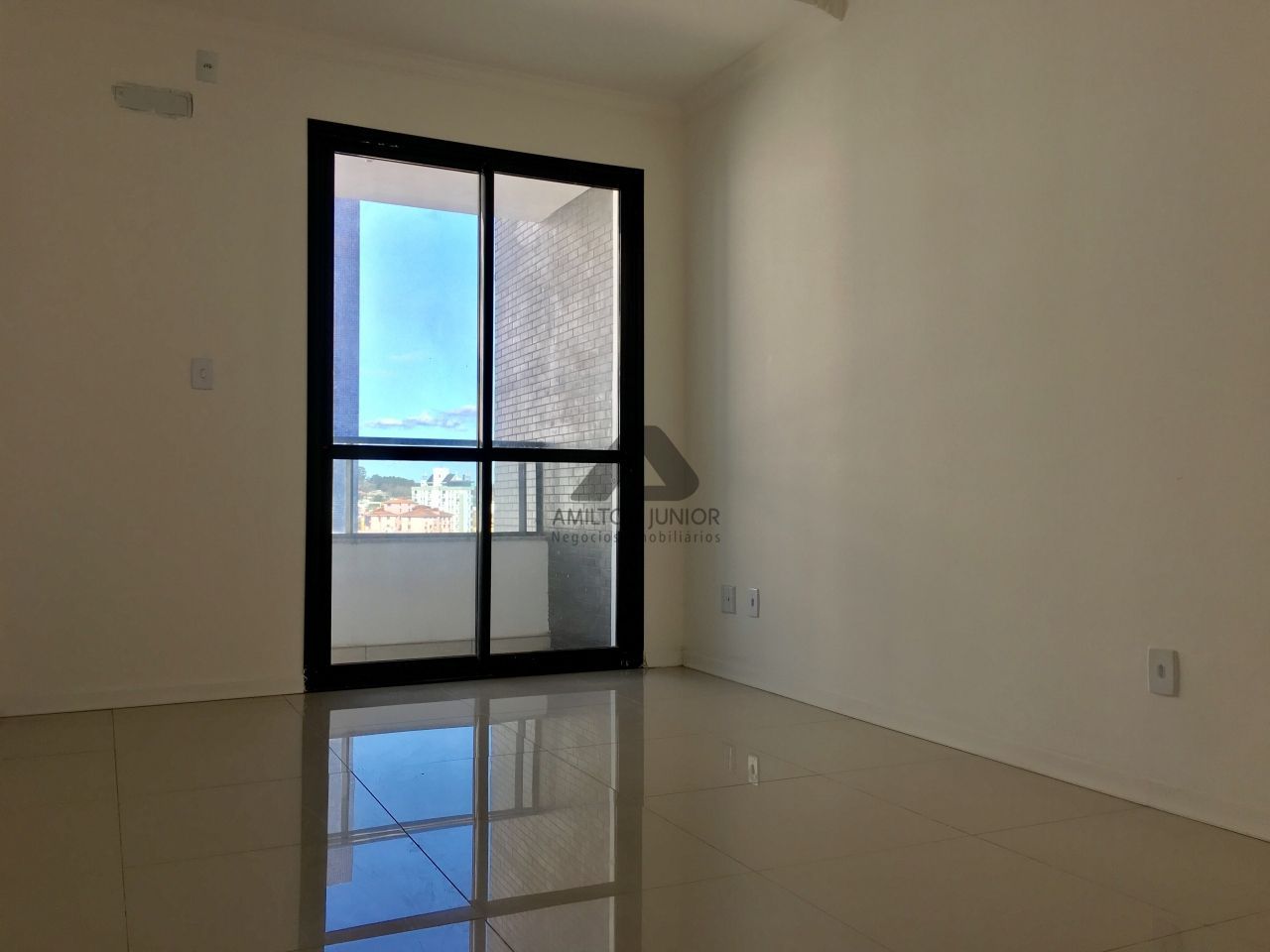 Cobertura à venda com 4 quartos, 220m² - Foto 24