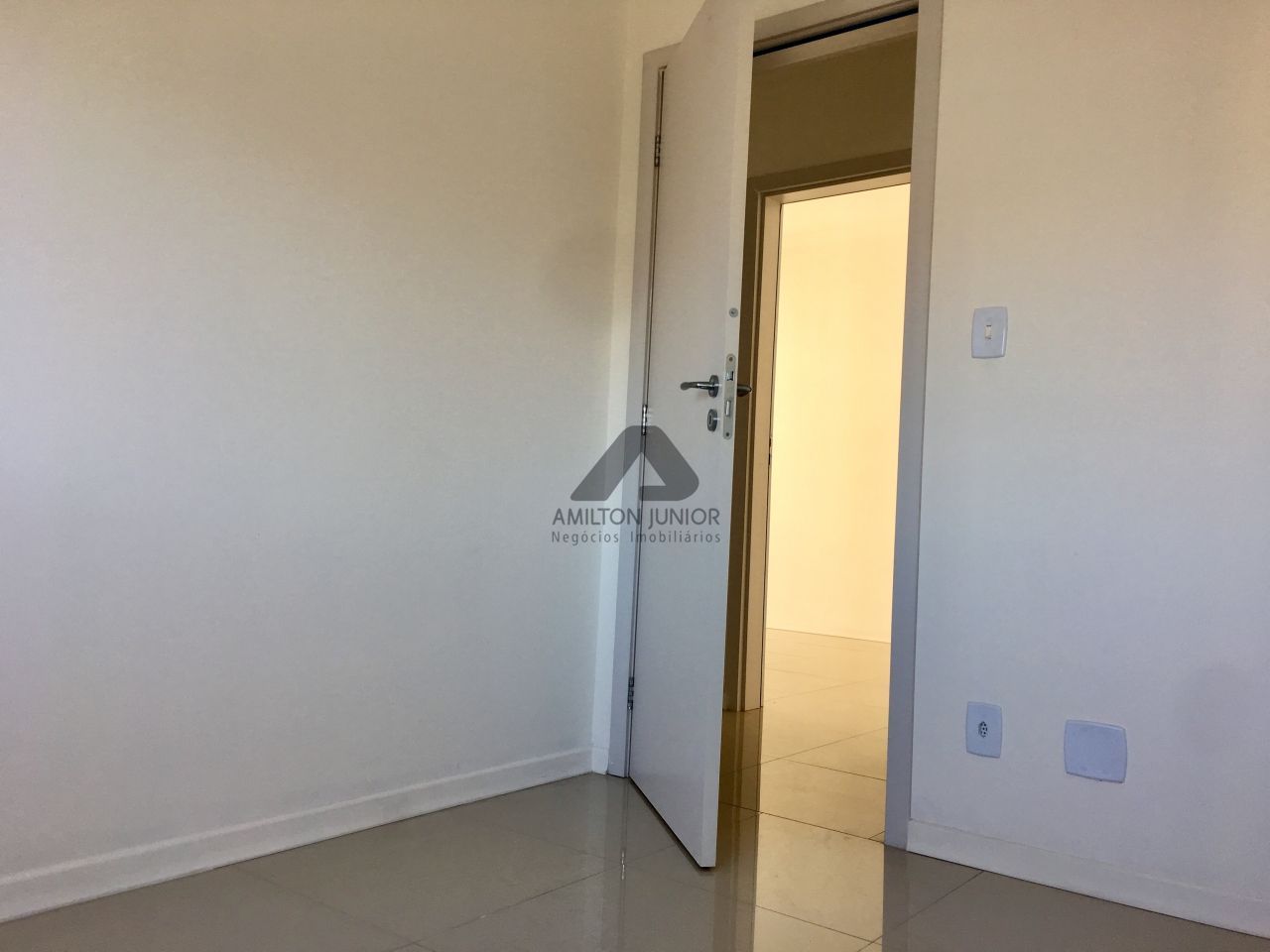 Cobertura à venda com 4 quartos, 220m² - Foto 33