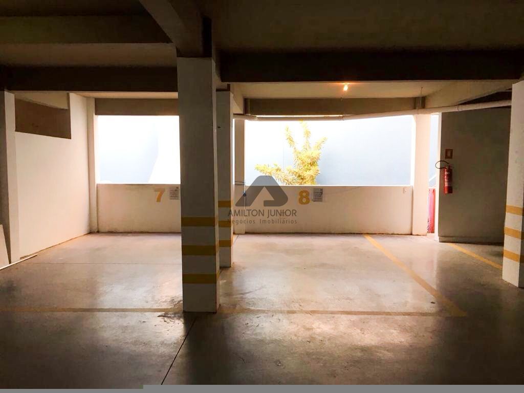 Apartamento à venda com 3 quartos, 210m² - Foto 15