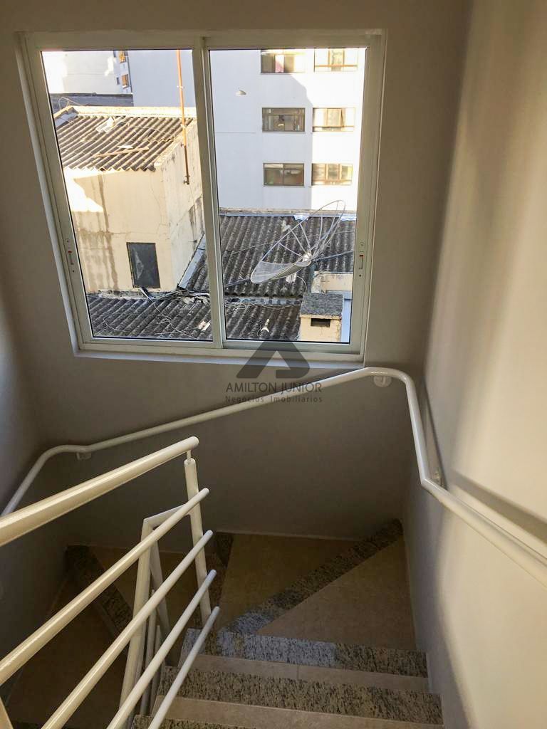 Apartamento à venda com 3 quartos, 210m² - Foto 16