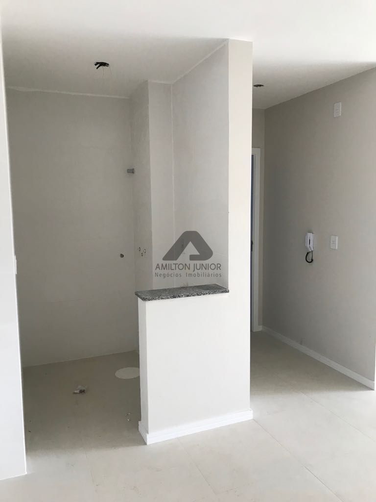 Apartamento à venda com 3 quartos, 86m² - Foto 9