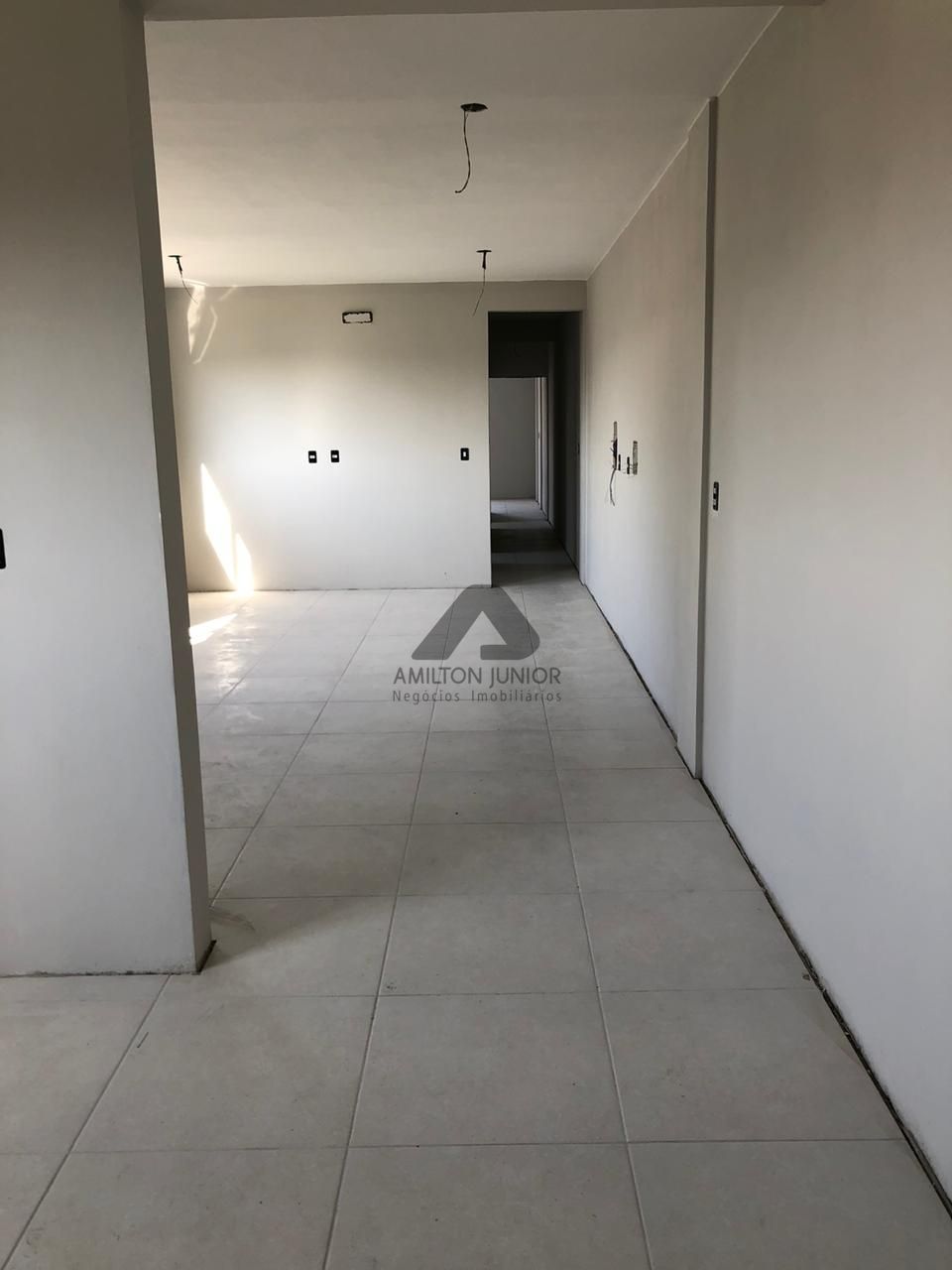 Apartamento à venda com 2 quartos, 80m² - Foto 10