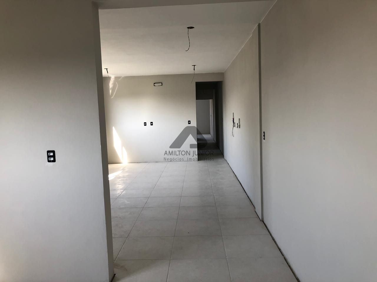 Apartamento à venda com 2 quartos, 80m² - Foto 11