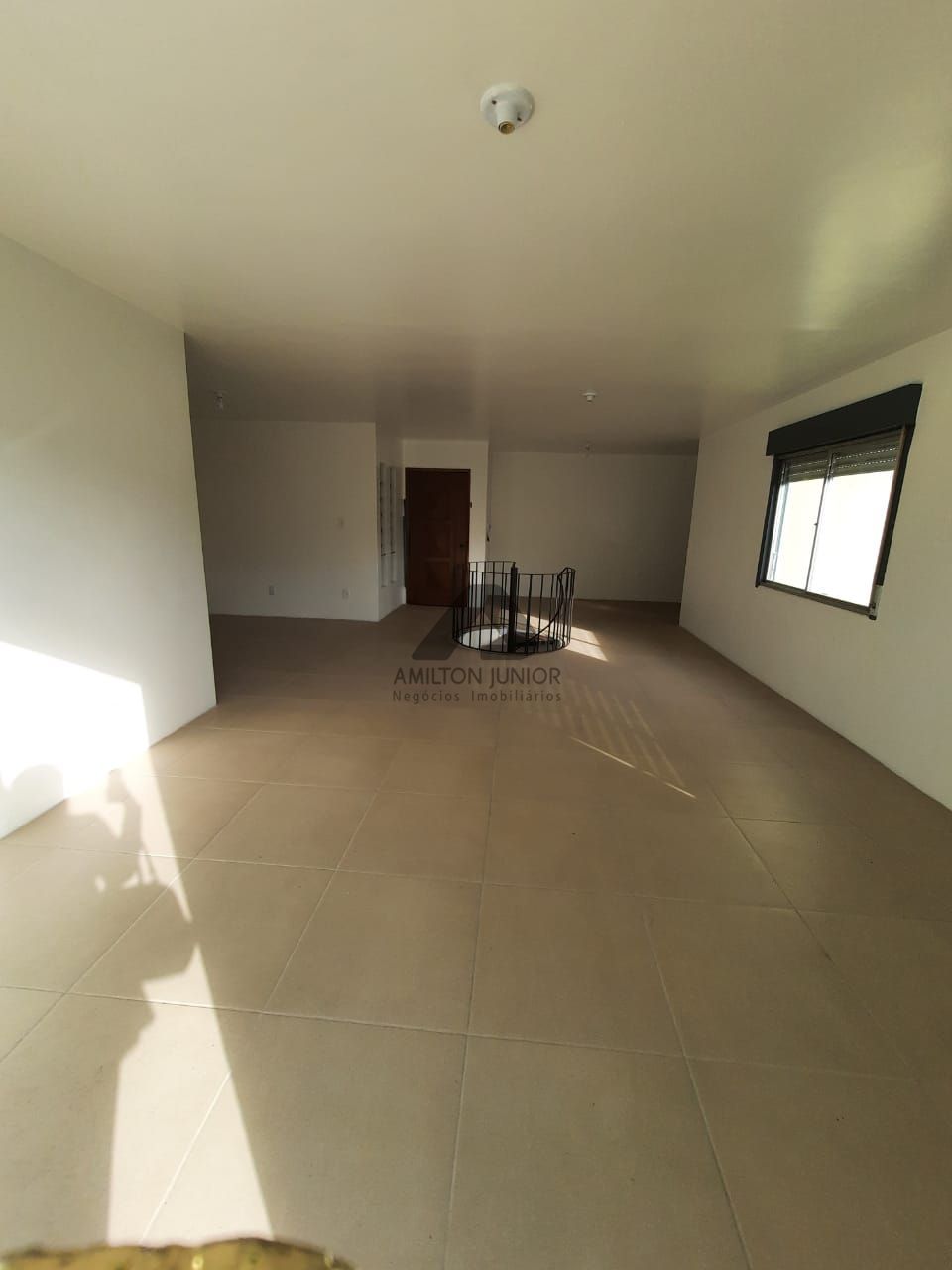 Apartamento à venda com 3 quartos, 214m² - Foto 5