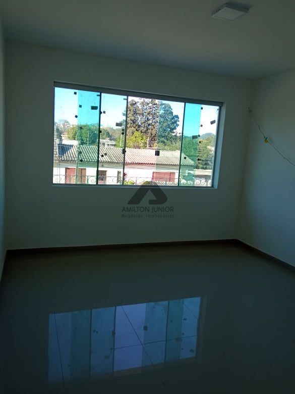 Casa à venda com 4 quartos, 500m² - Foto 8