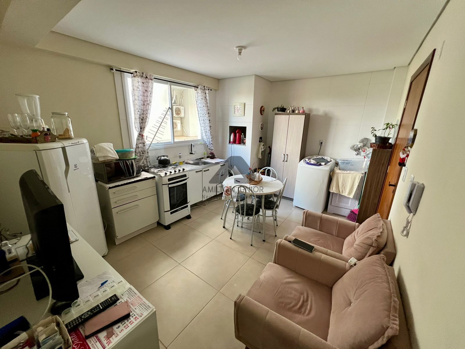 Apartamento à venda com 1 quarto, 45m² - Foto 5