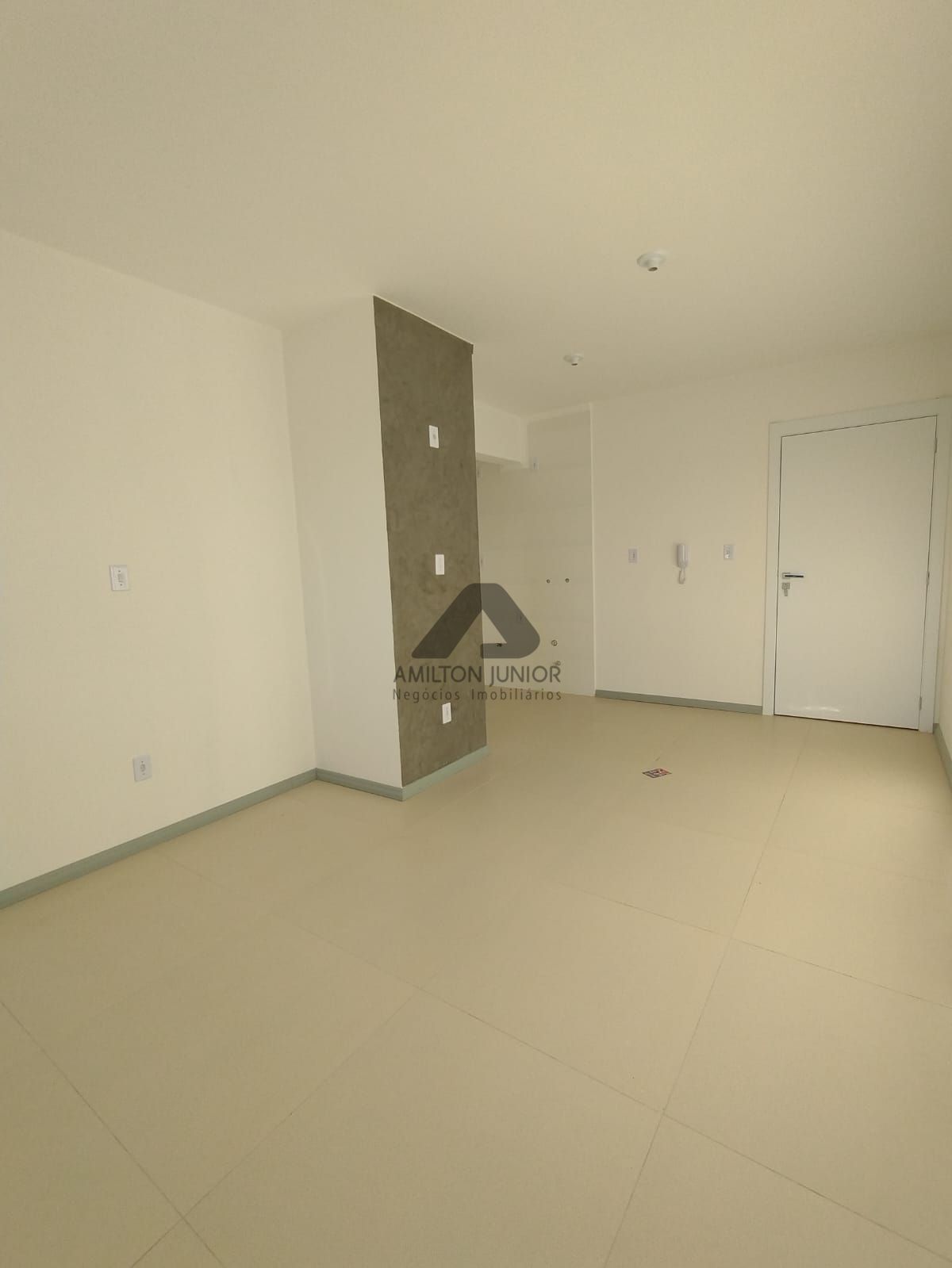 Apartamento à venda com 1 quarto, 38m² - Foto 4