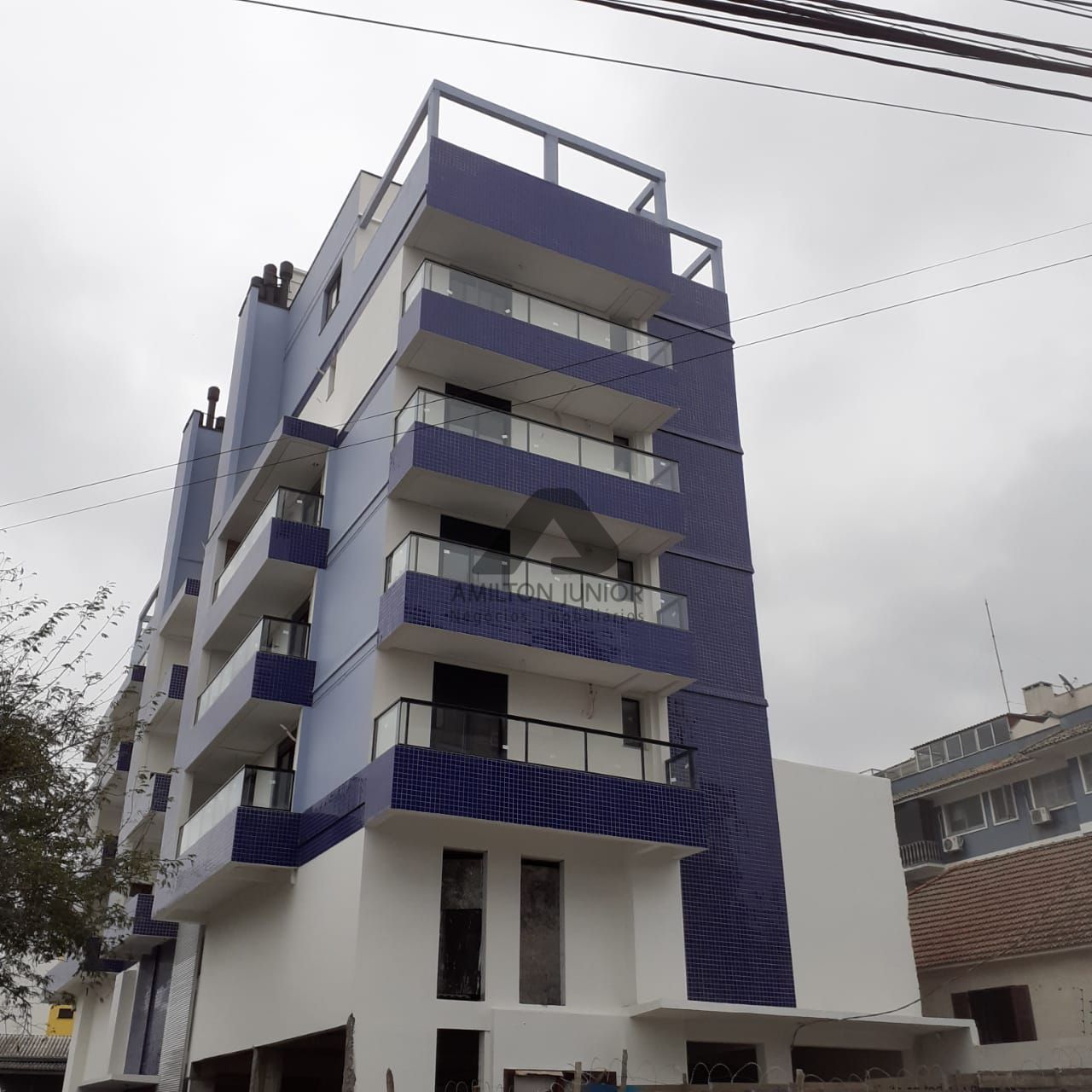 Cobertura à venda com 3 quartos, 157m² - Foto 1