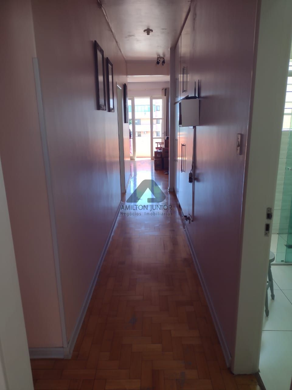 Apartamento à venda com 3 quartos, 105m² - Foto 8