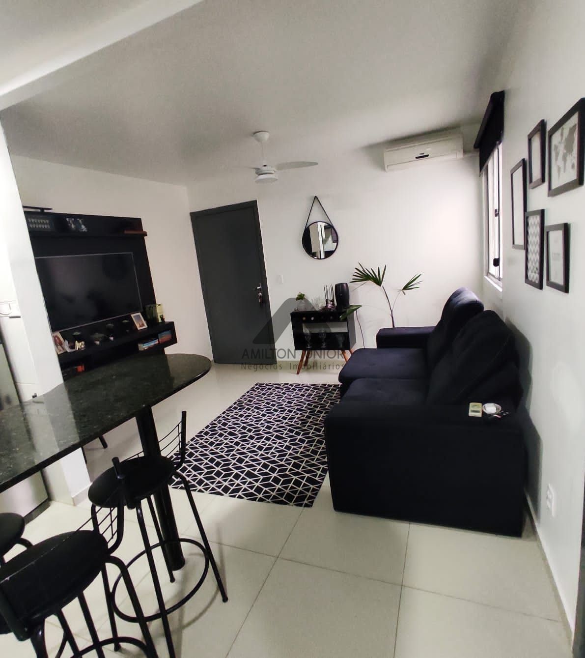 Apartamento à venda com 2 quartos, 44m² - Foto 2