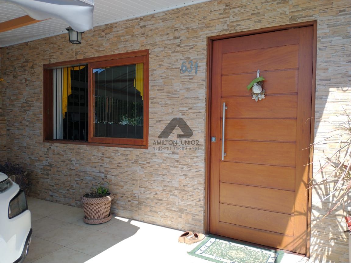 Casa à venda com 3 quartos, 180m² - Foto 1