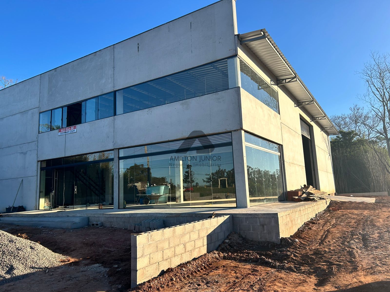 Depósito-Galpão-Armazém para alugar, 600m² - Foto 1