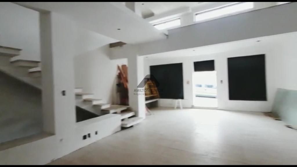 Apartamento à venda com 3 quartos, 243m² - Foto 3