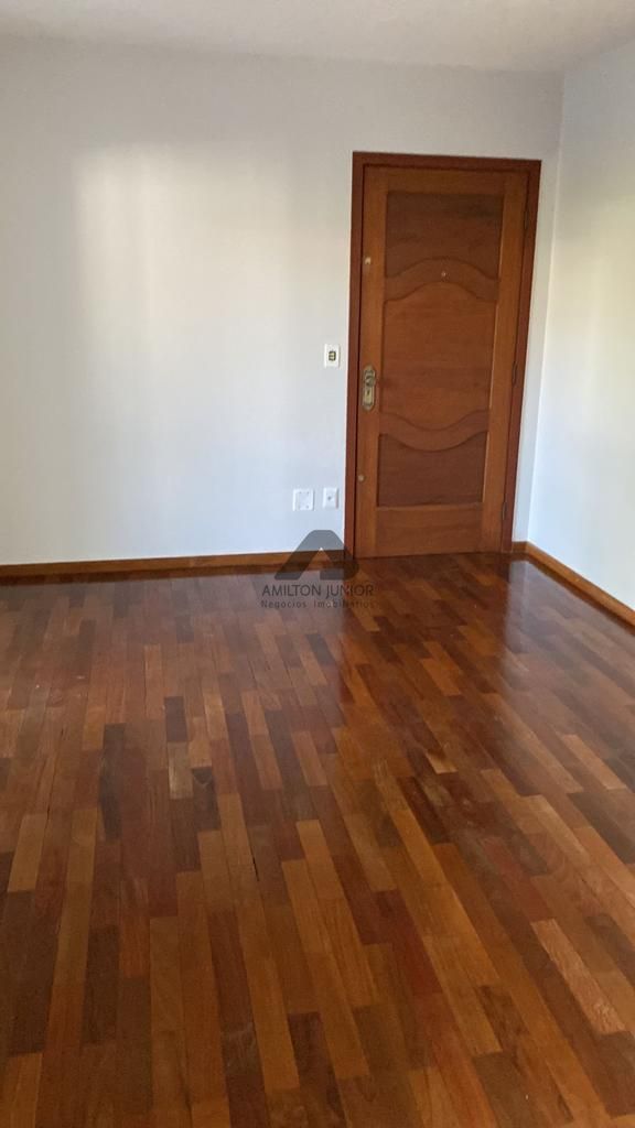 Apartamento à venda com 4 quartos, 162m² - Foto 16