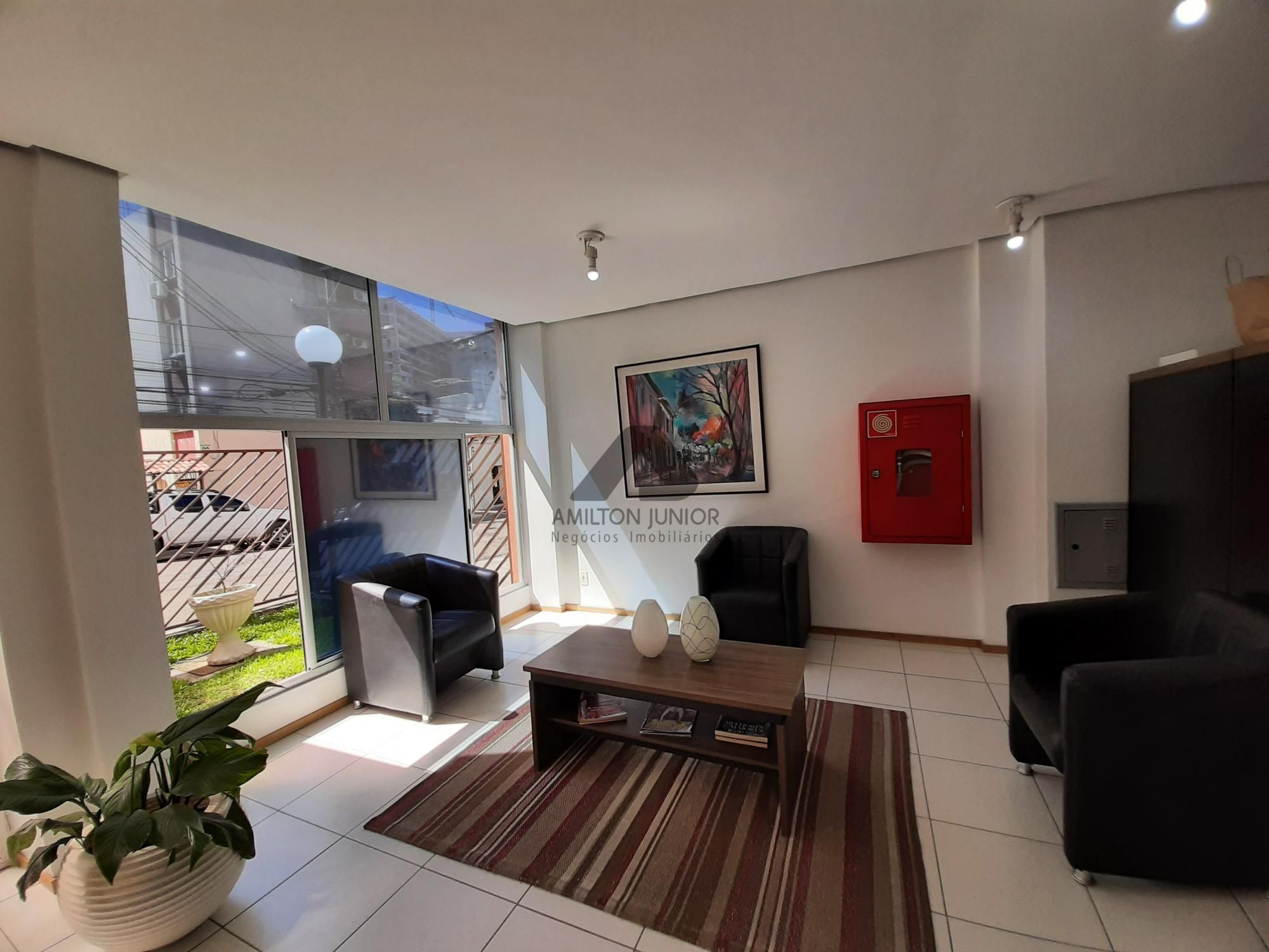 Apartamento à venda e aluguel com 3 quartos, 87m² - Foto 2