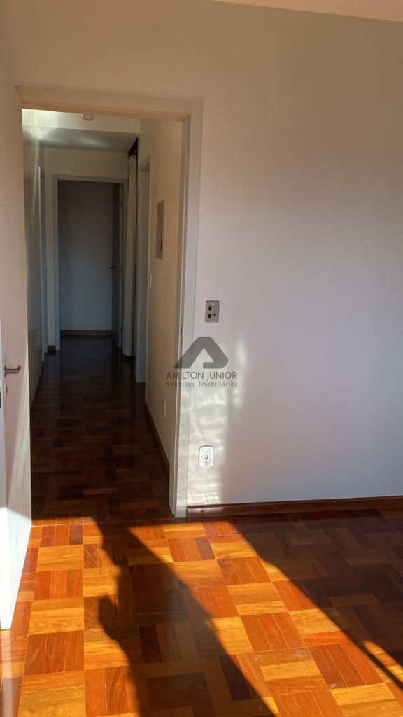 Apartamento à venda com 4 quartos, 162m² - Foto 37