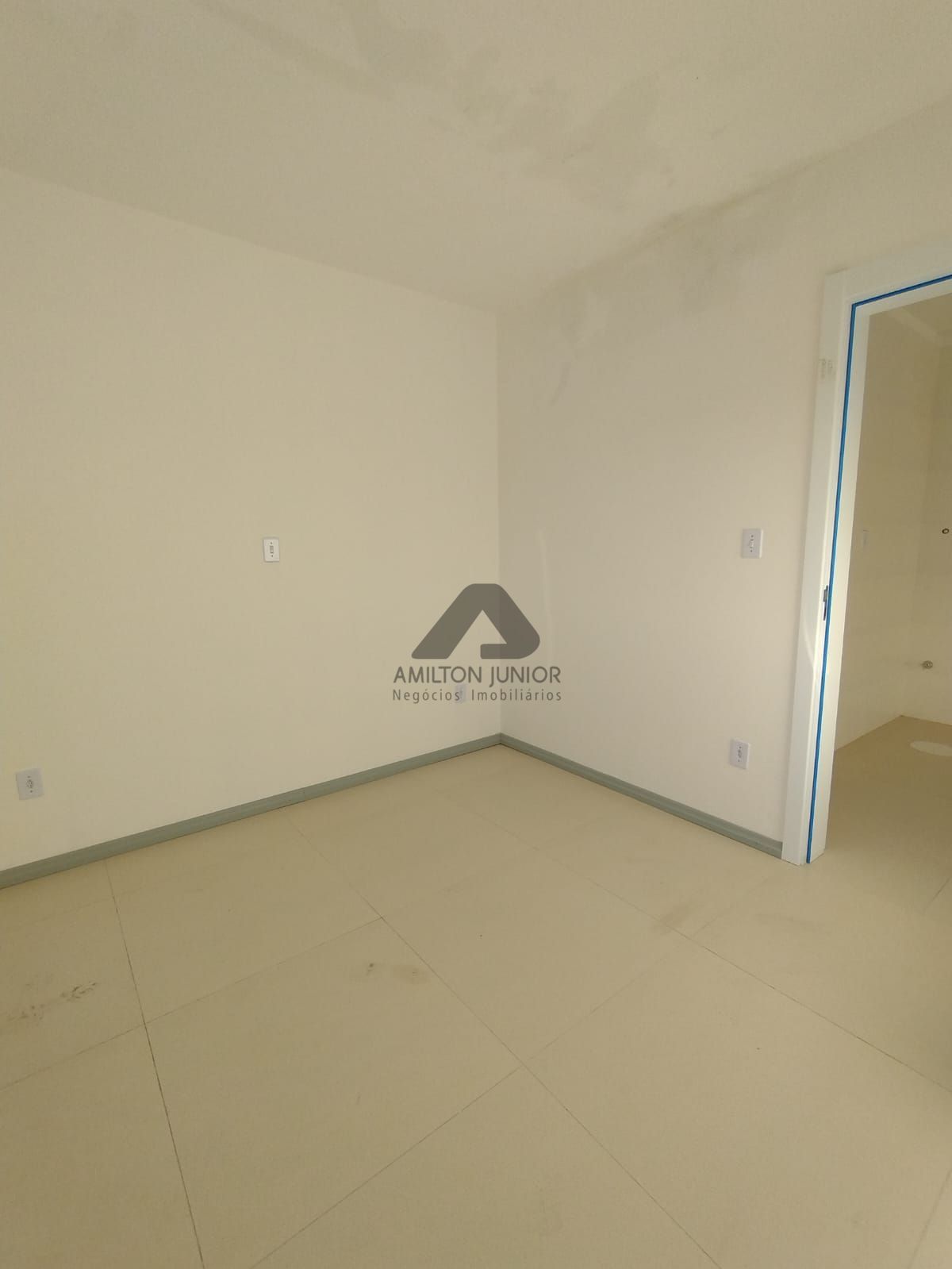 Apartamento à venda com 1 quarto, 38m² - Foto 8