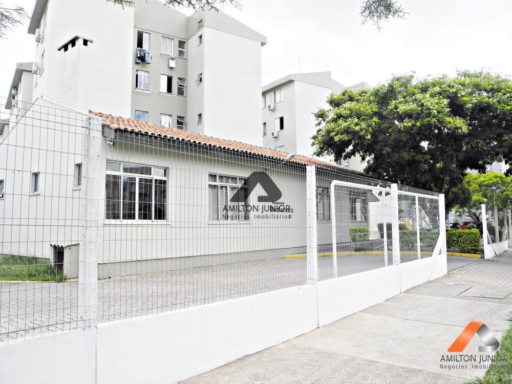 Apartamento à venda com 2 quartos, 46m² - Foto 2