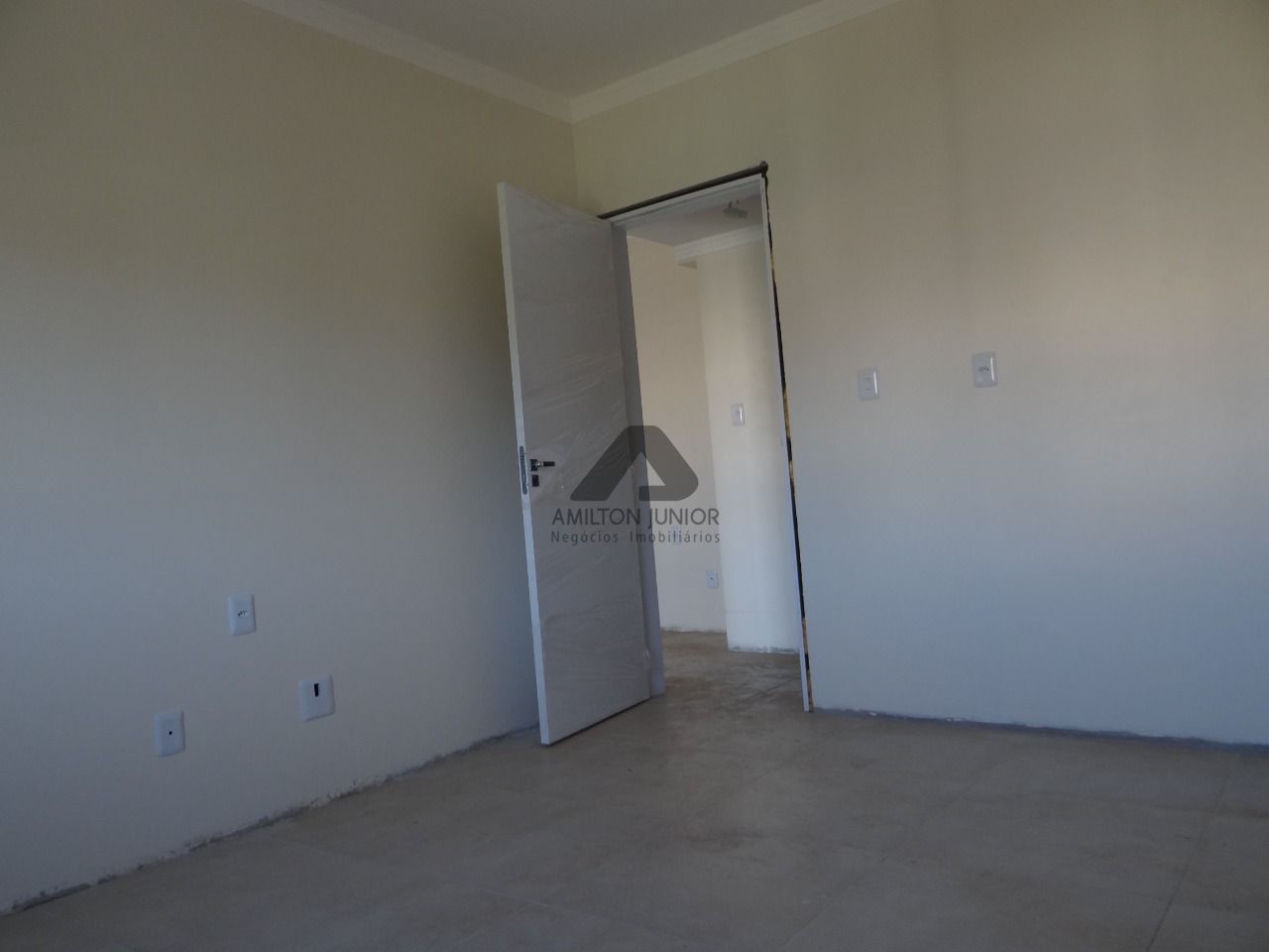 Apartamento à venda com 2 quartos, 61m² - Foto 3