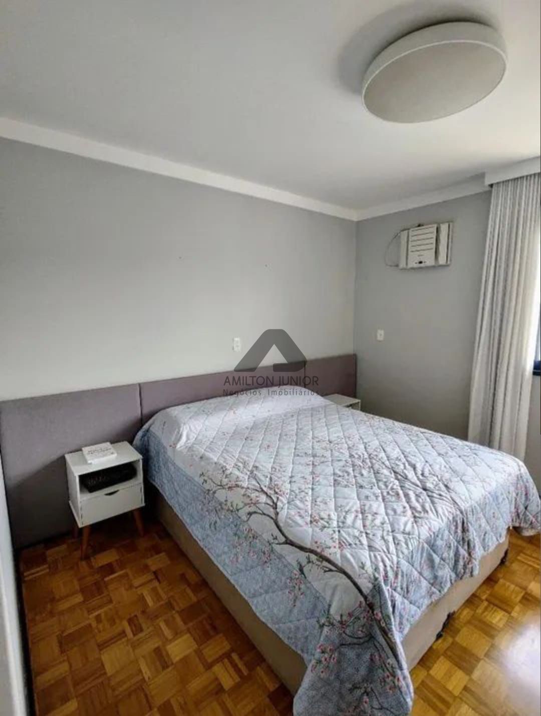 Apartamento à venda com 2 quartos, 100m² - Foto 8