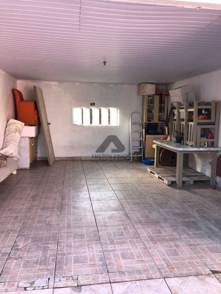 Casa à venda com 2 quartos, 90m² - Foto 9