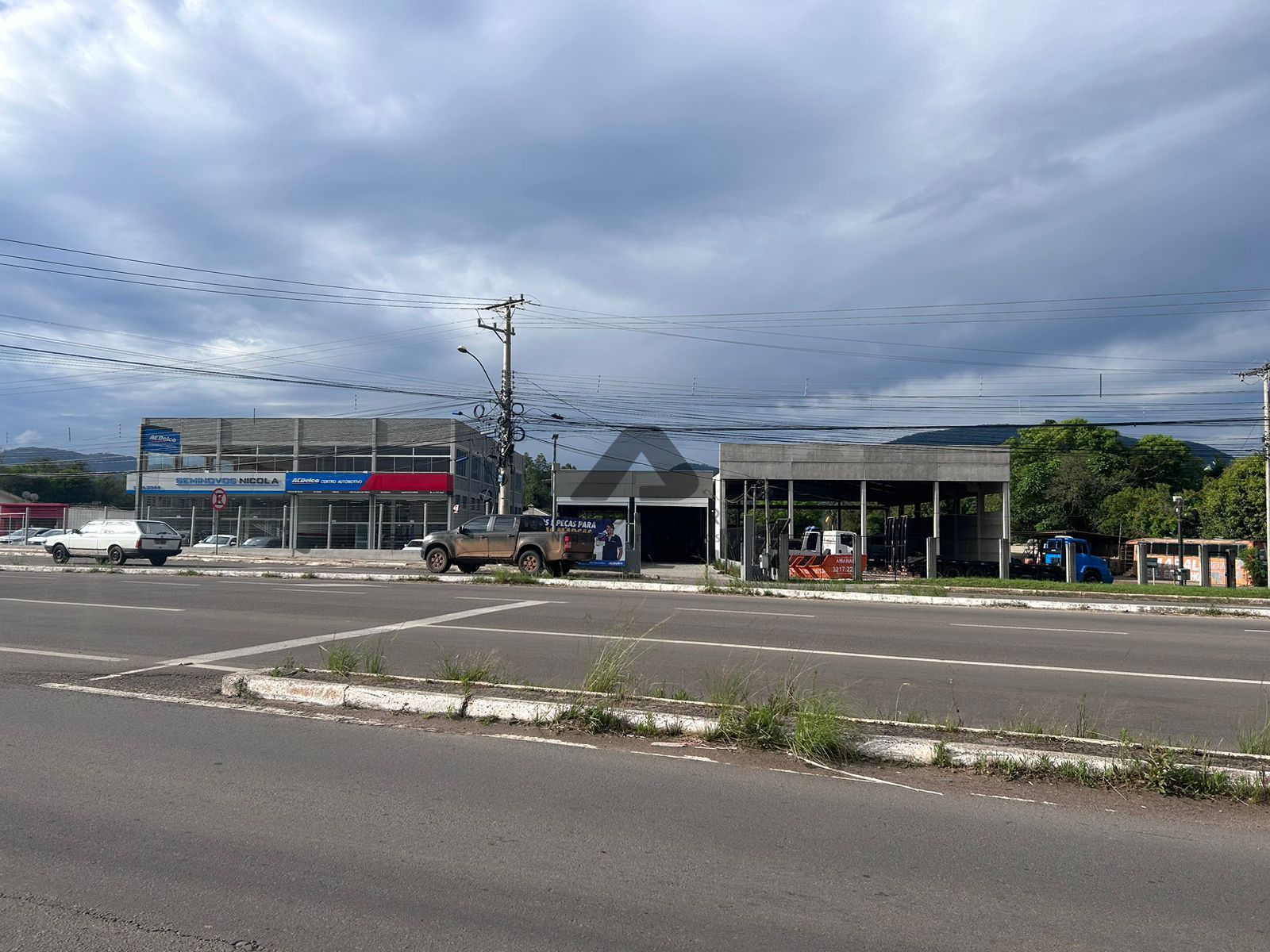 Depósito-Galpão-Armazém para alugar, 600m² - Foto 2